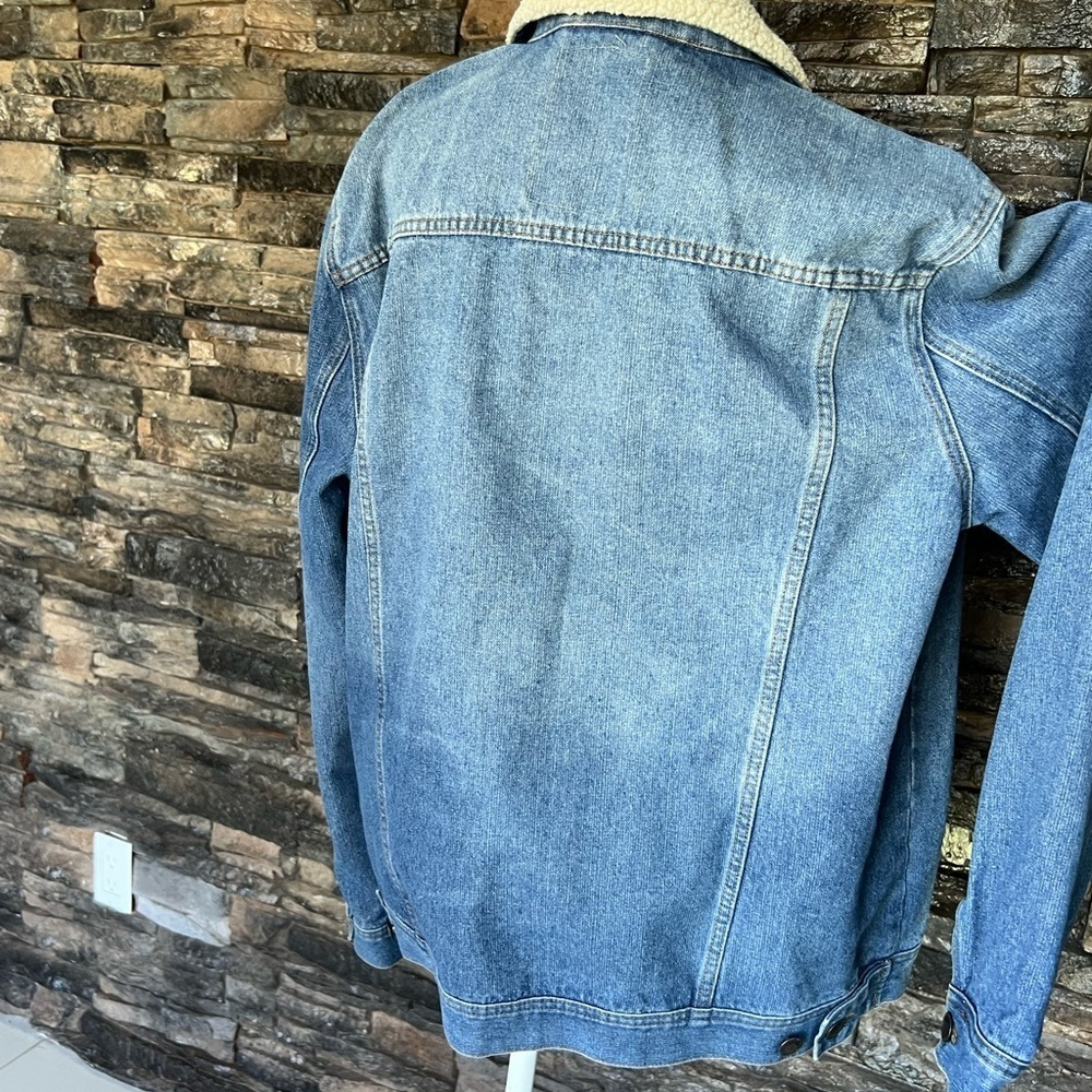 Blue Denim Jacket with Cream Sherpa Collar - Picture 5 of 11